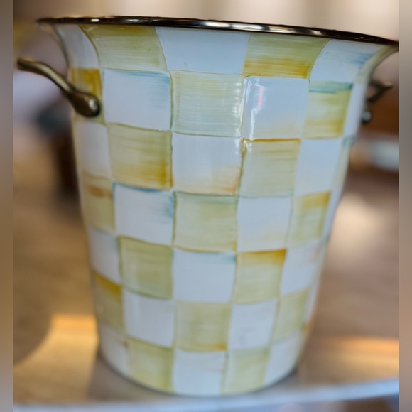 MaKenzie—Childs Checkered 7 Piece Set, Ice bucket, tray, 3/ small & 1 Large dish - Picture 8 of 15
